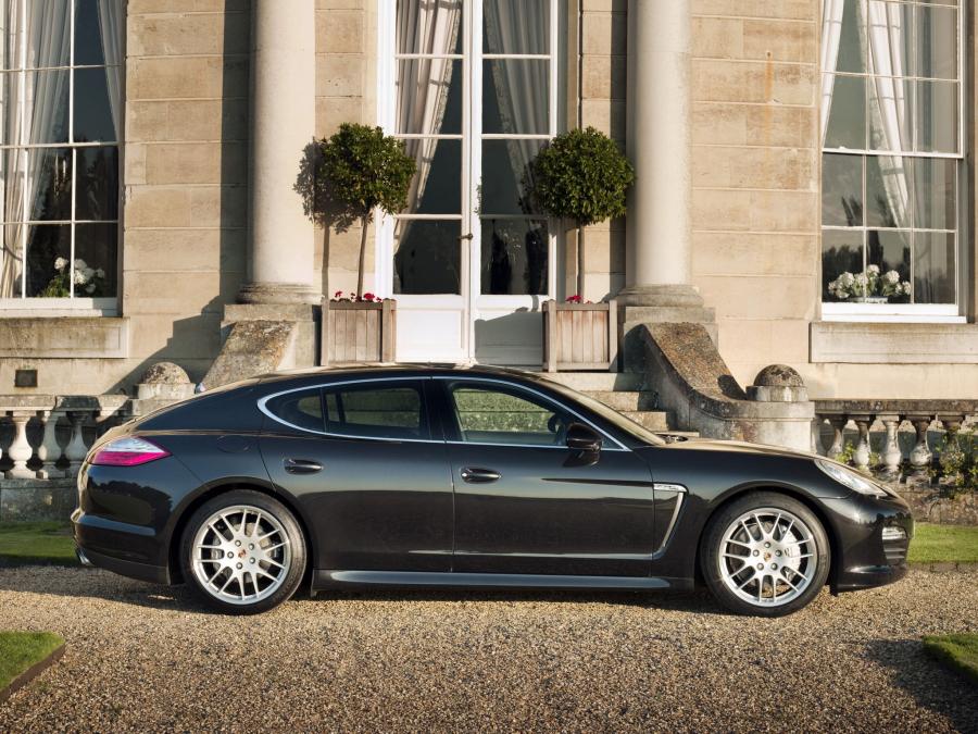  Porsche Panamera 4S 2009 года  (UK) (фото 2 из 17)